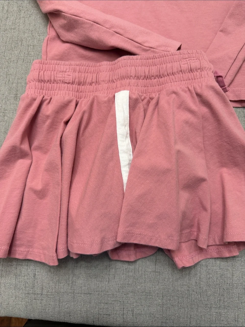 Girls' Pink Two-Piece Skirt Set - Long Sleeve Top & Skirt Size Small 6-7
